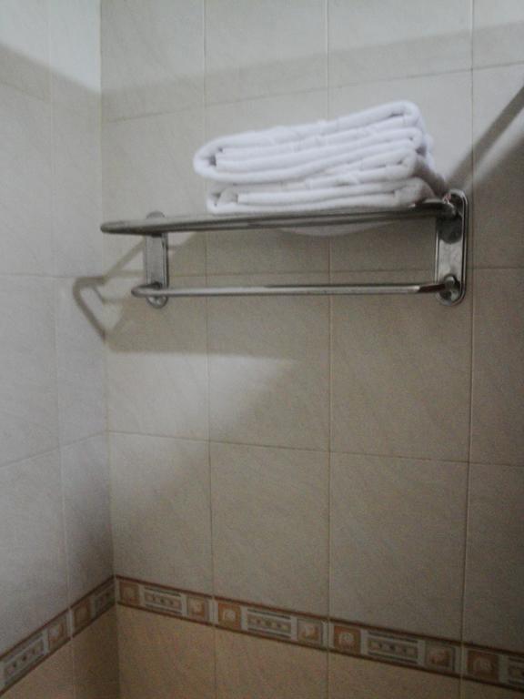 Imperial Hotel Kendari Camera foto