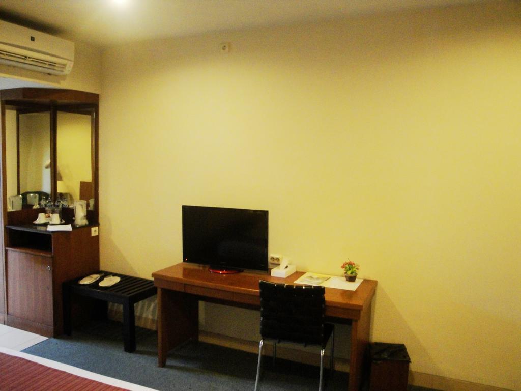 Imperial Hotel Kendari Camera foto