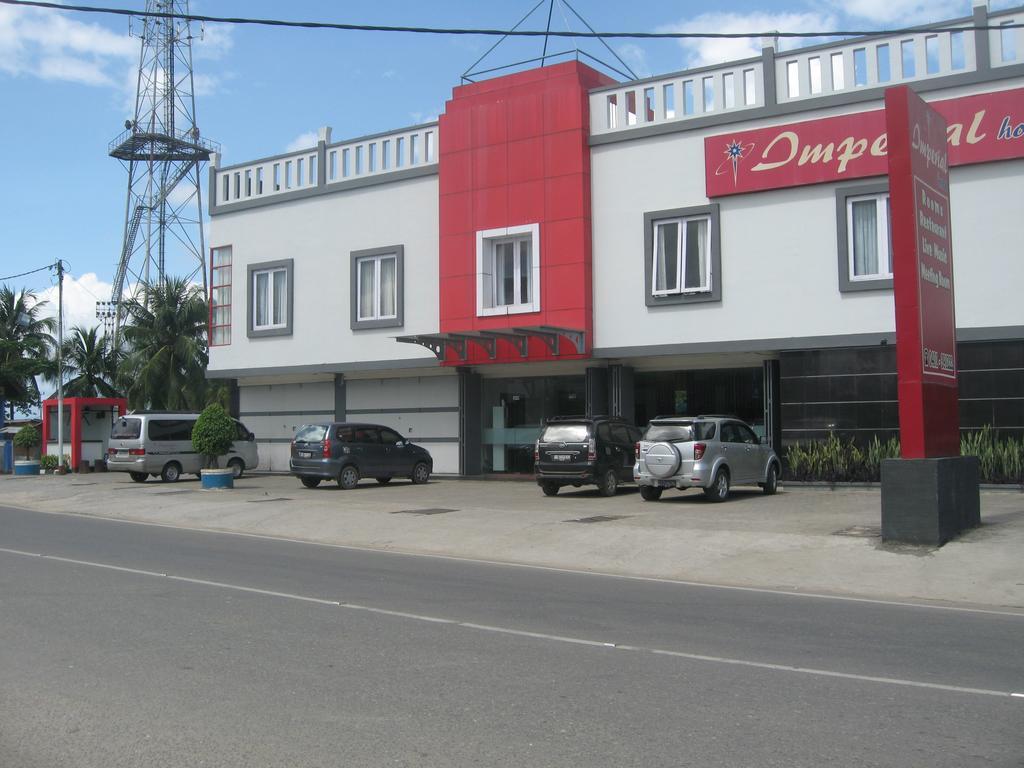 Imperial Hotel Kendari Esterno foto